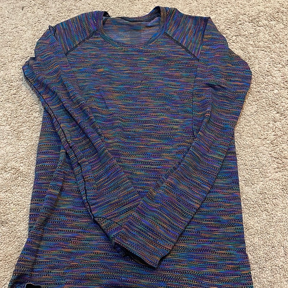 Lulu lemon top